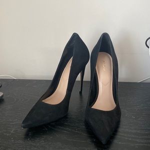 ALDO CASSEDY SUEDE HEEL